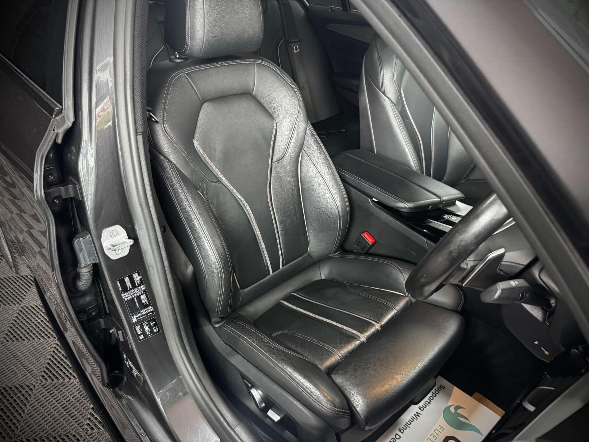 BMW 5 Series view 35