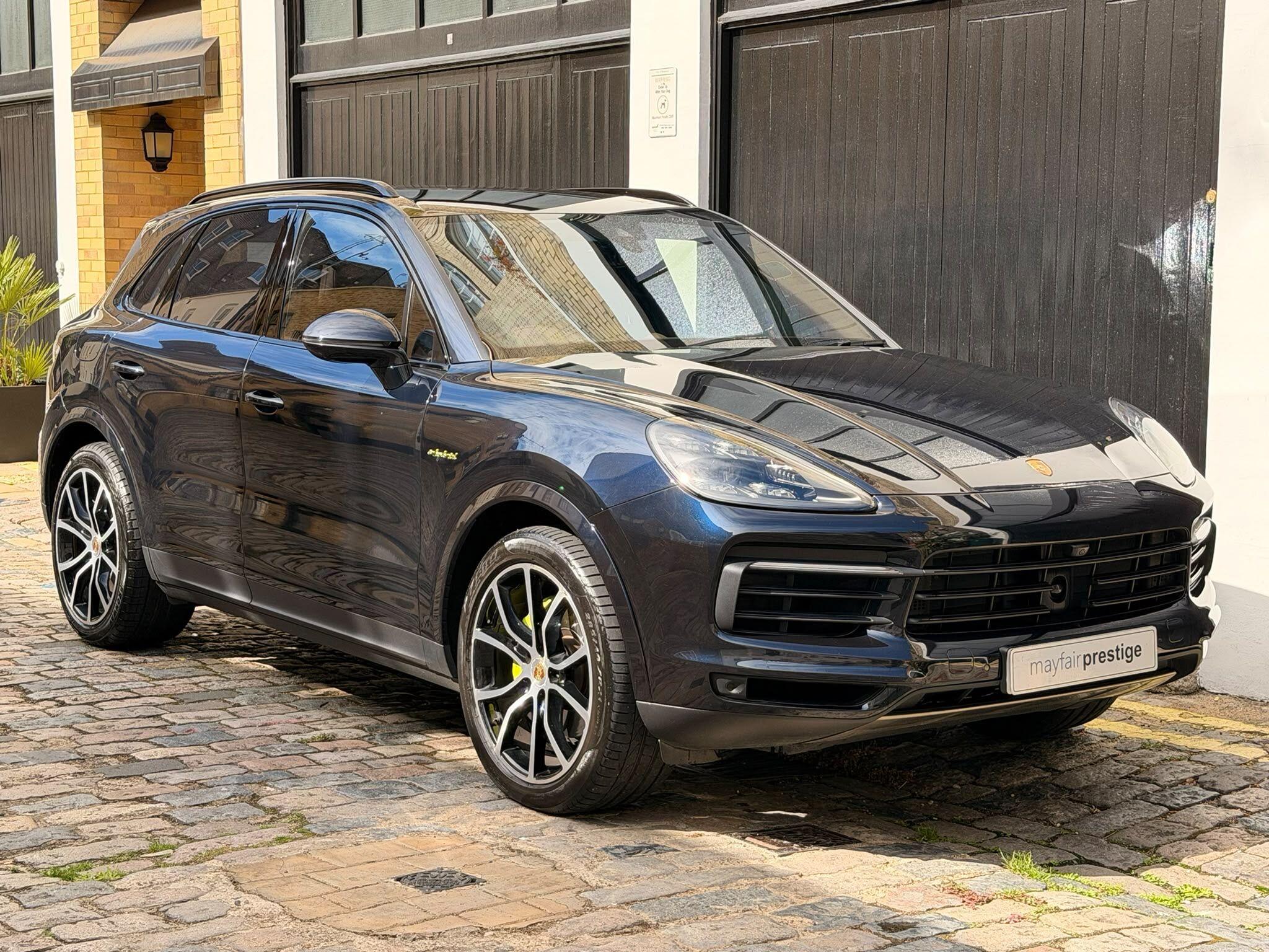 2018 Porsche Cayenne in Blue for sale