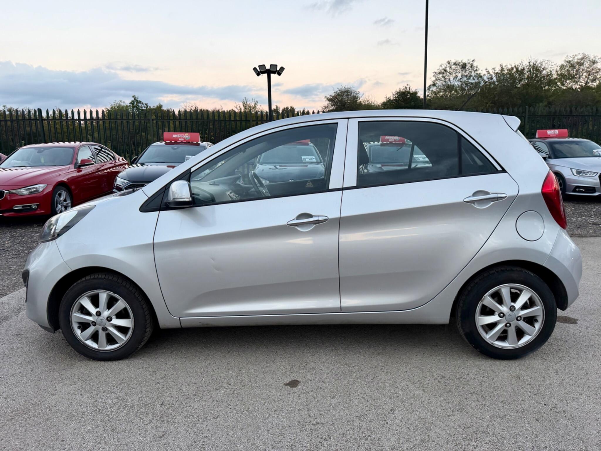 Kia Picanto view 14
