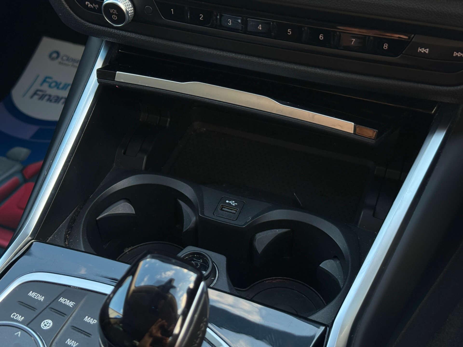 BMW 3 Series view 58