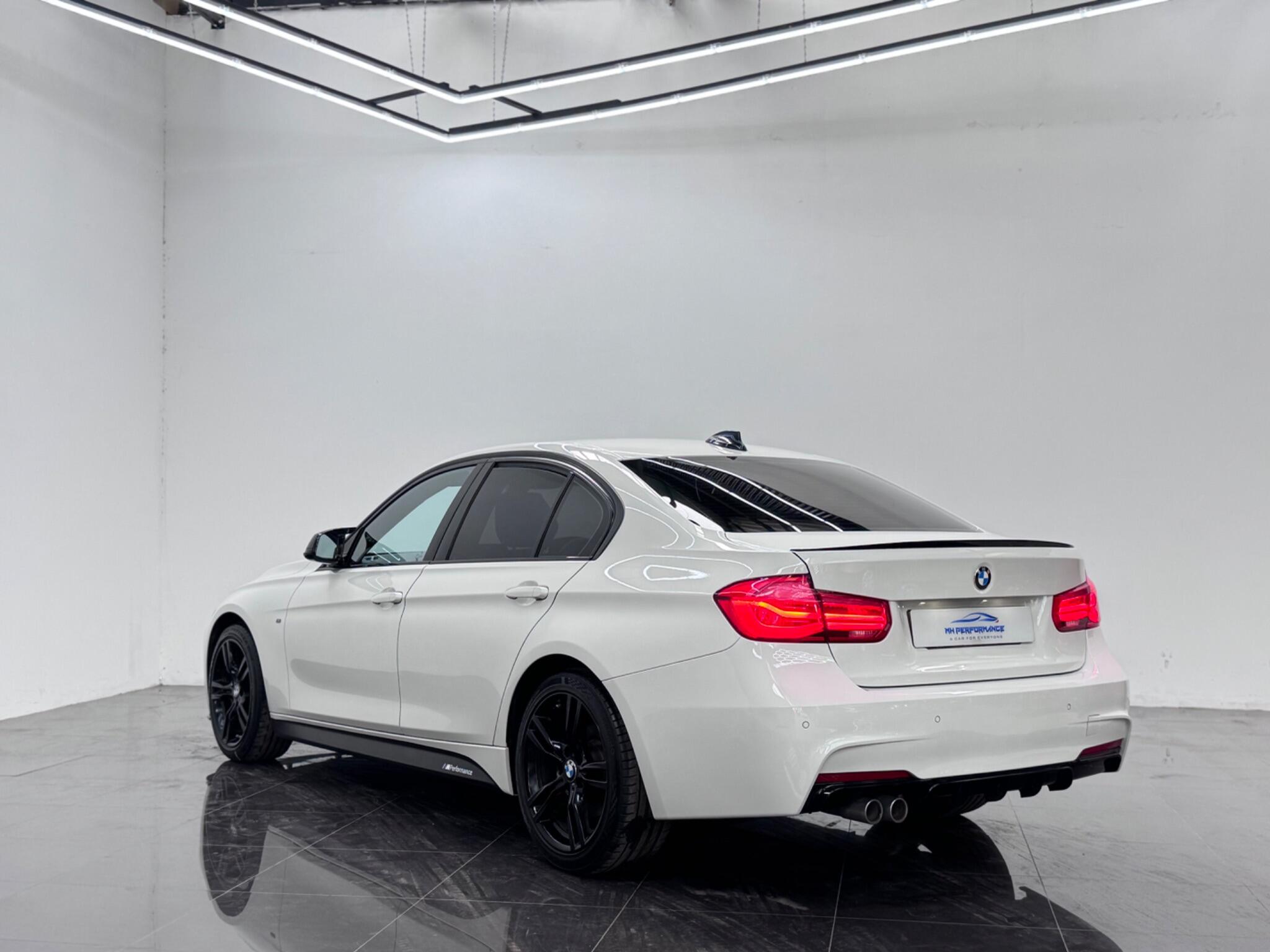 BMW 3 Series view 37