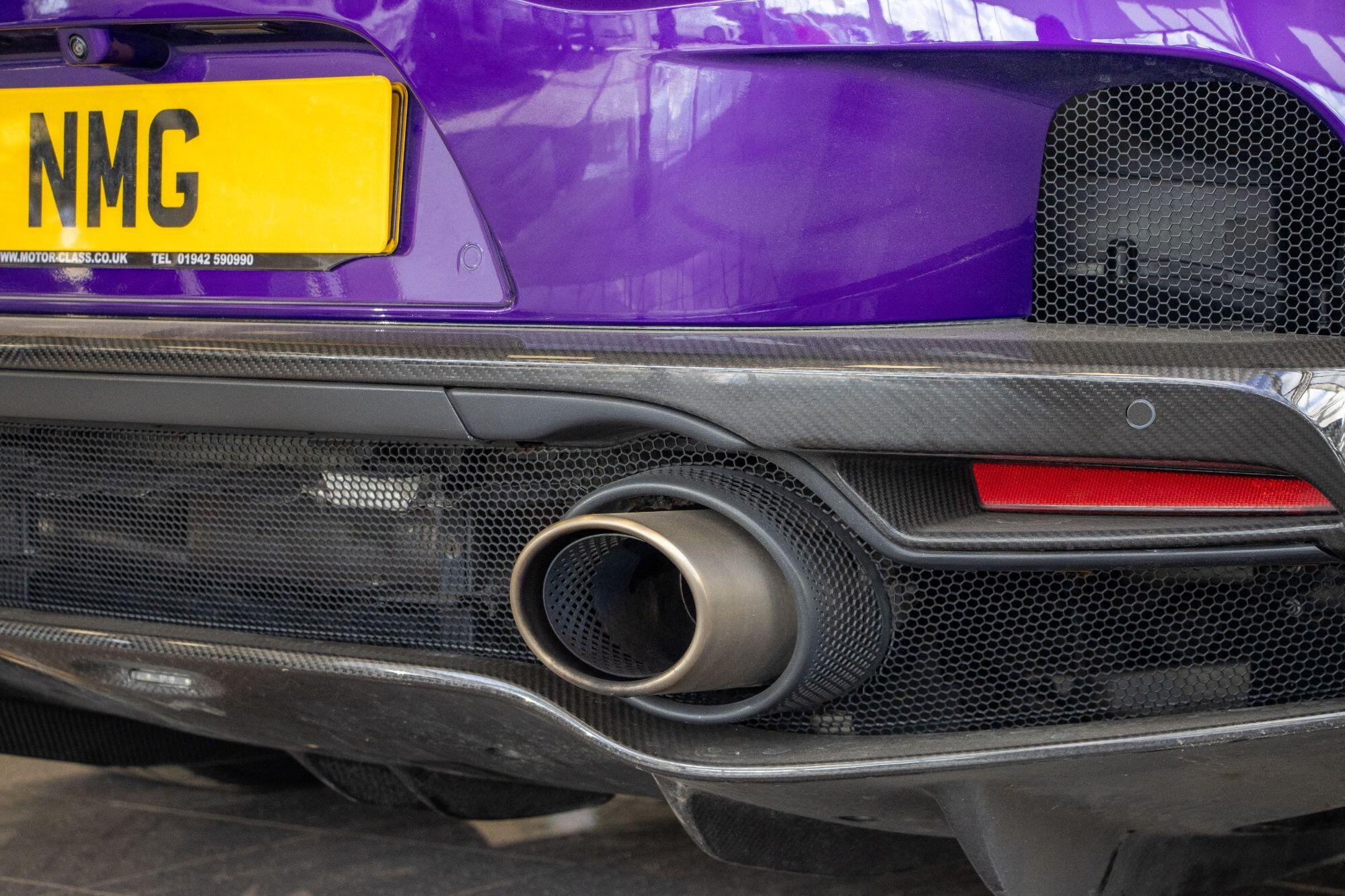 Mclaren GT view 27