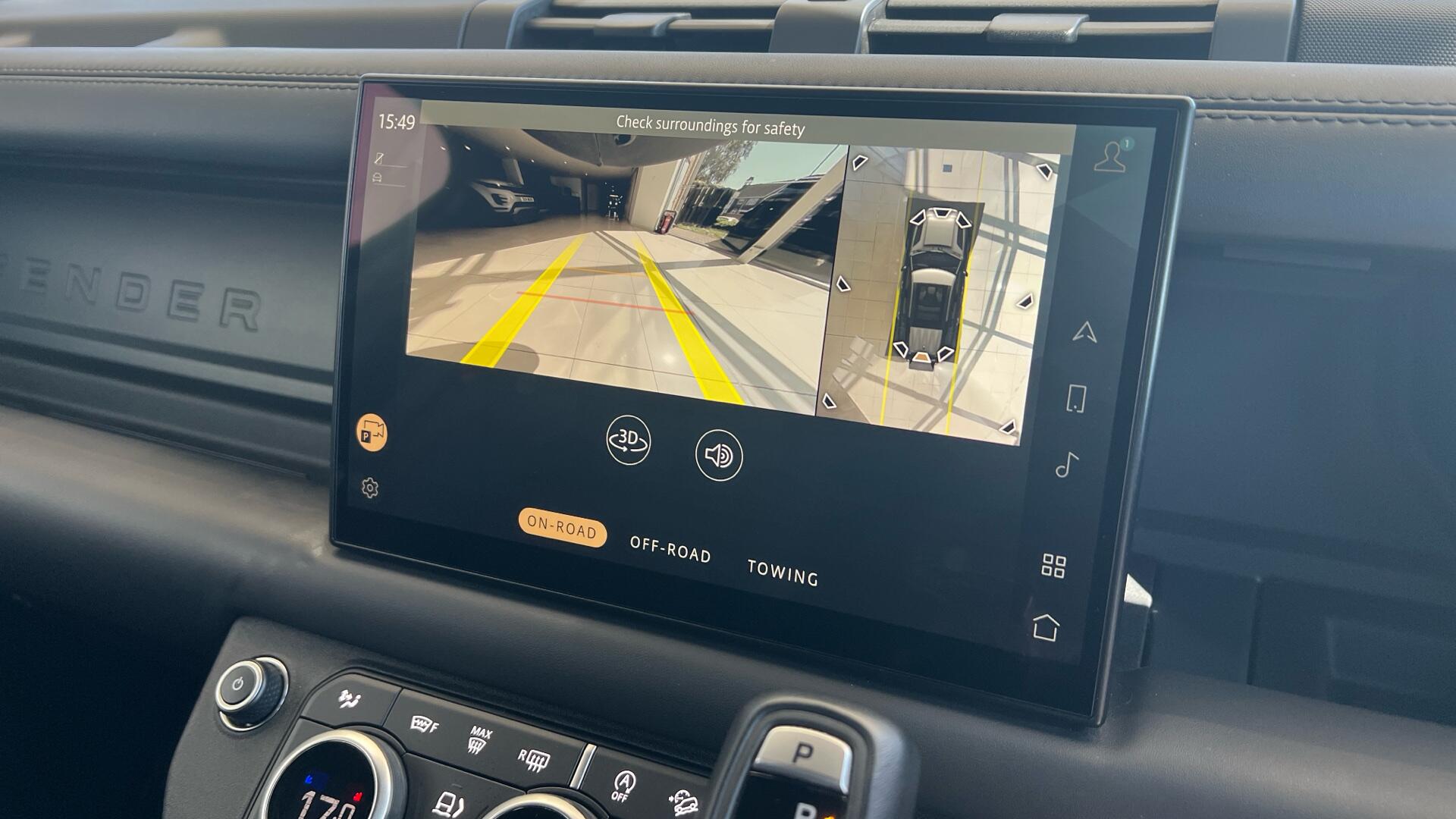Land Rover Defender view 12