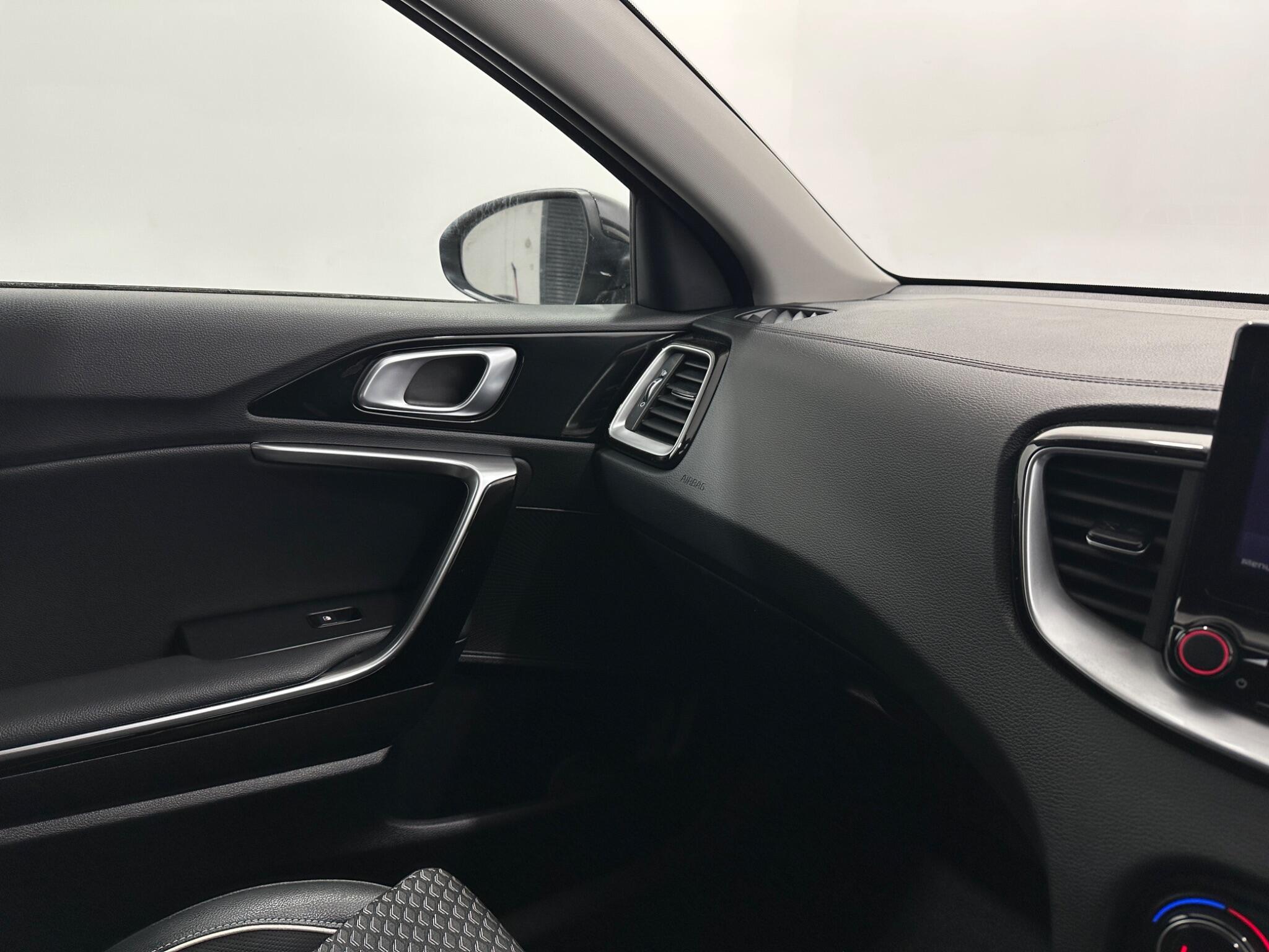 Kia Ceed view 24