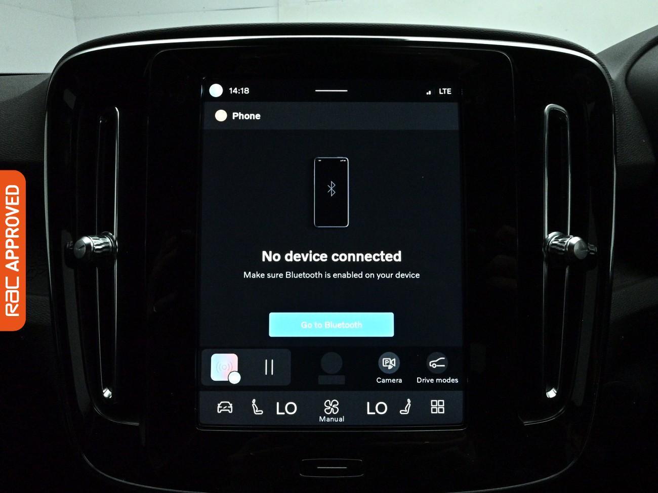 Volvo XC40 view 18