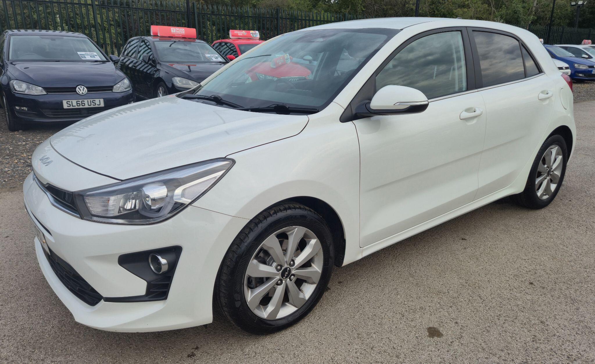 Kia Rio view 4