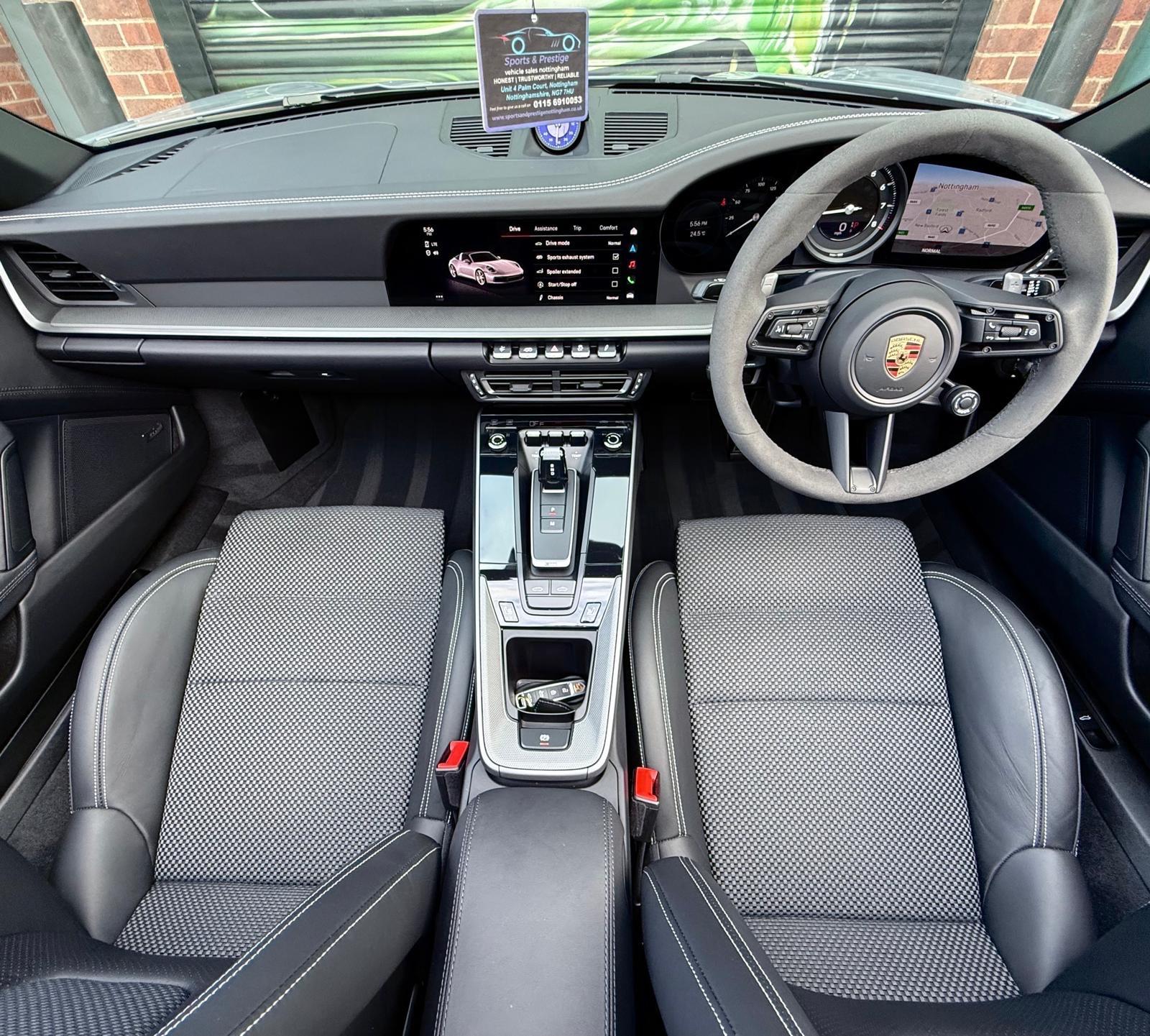 Porsche 911 view 84