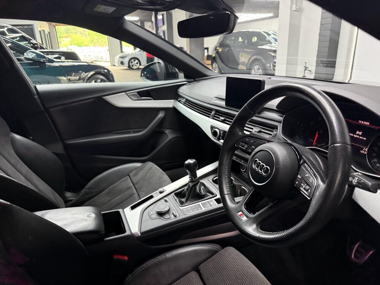 Audi A5 view 33