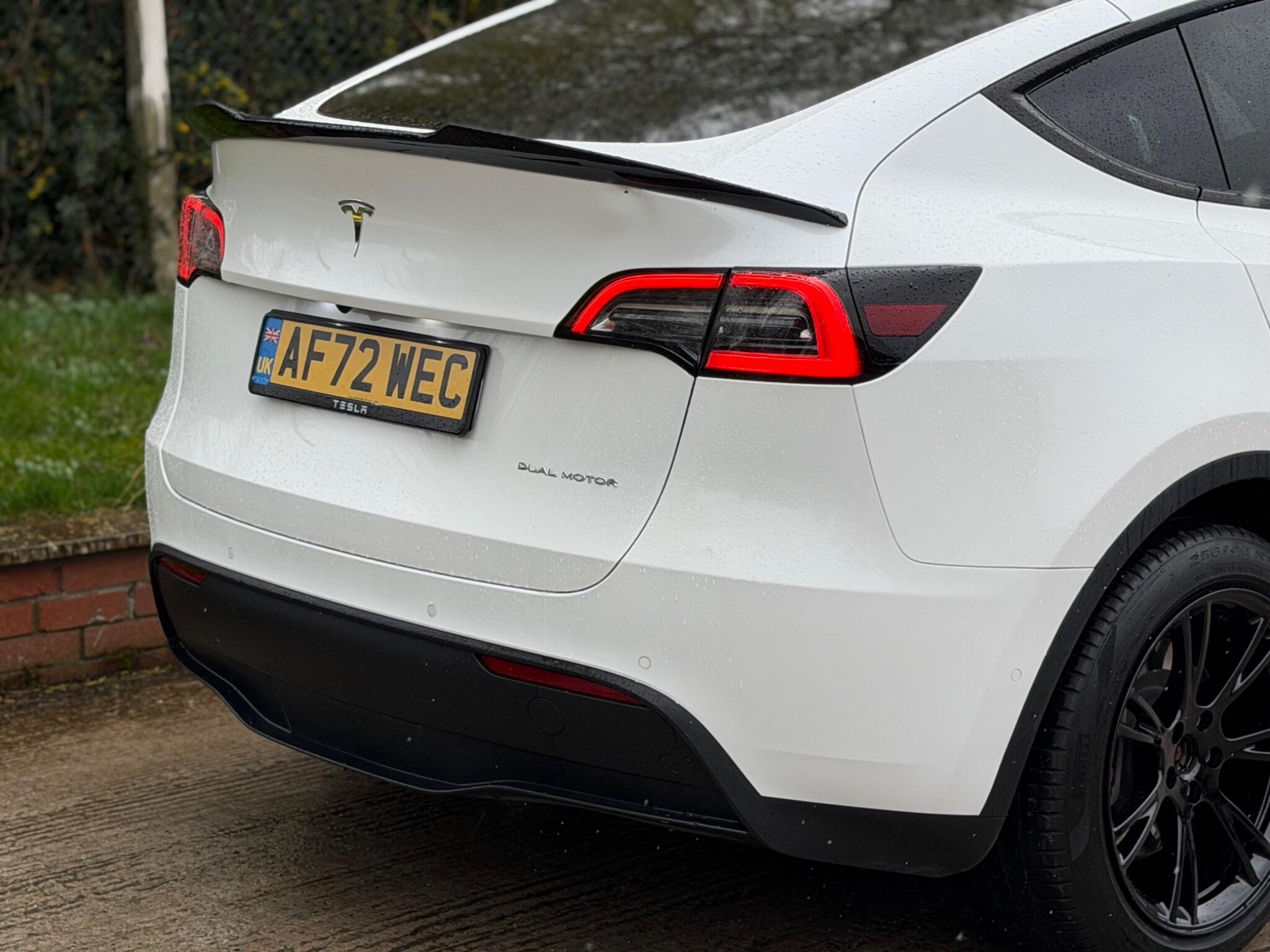 Tesla Model Y view 28