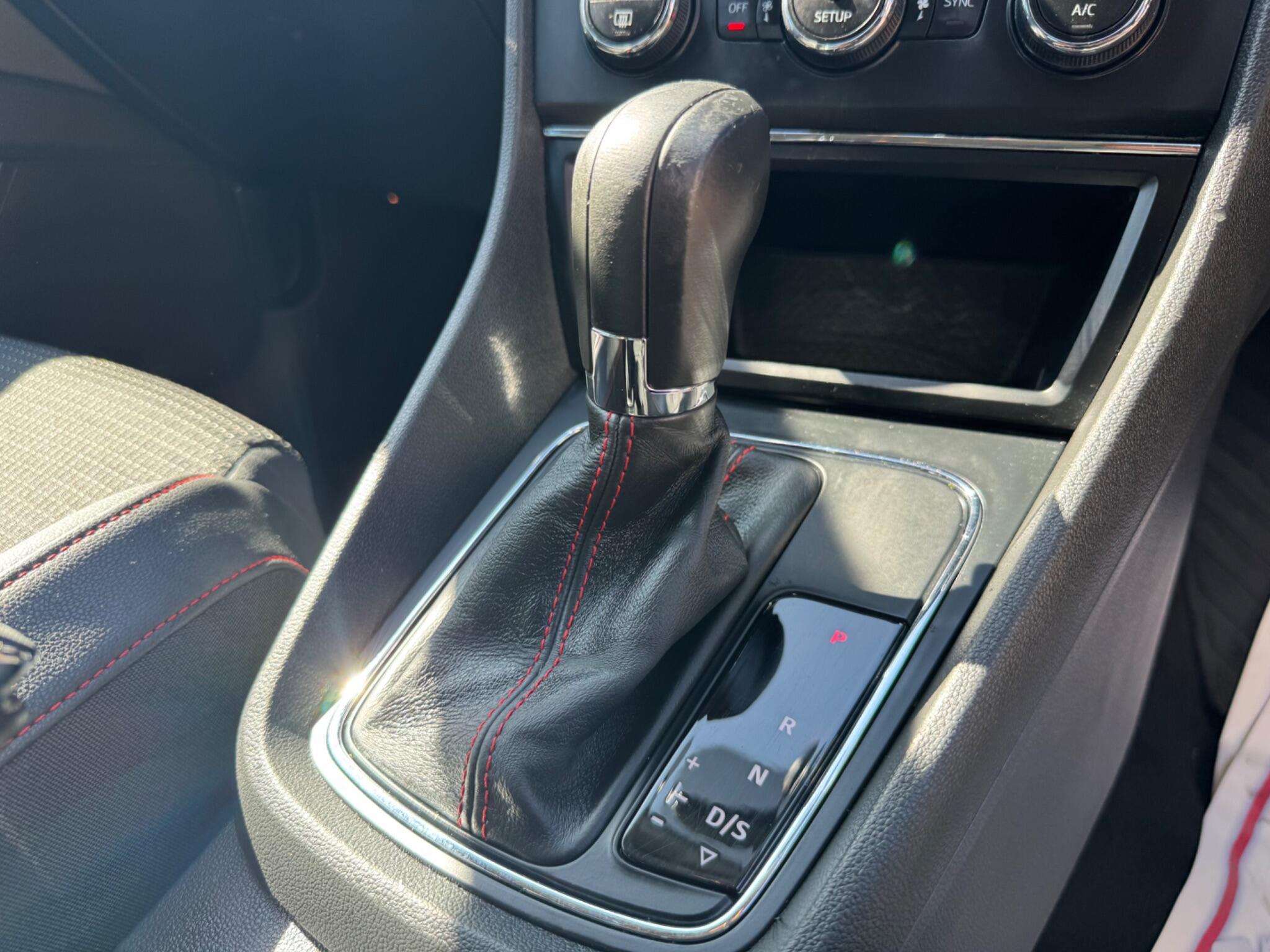 Seat Leon Leon view 9