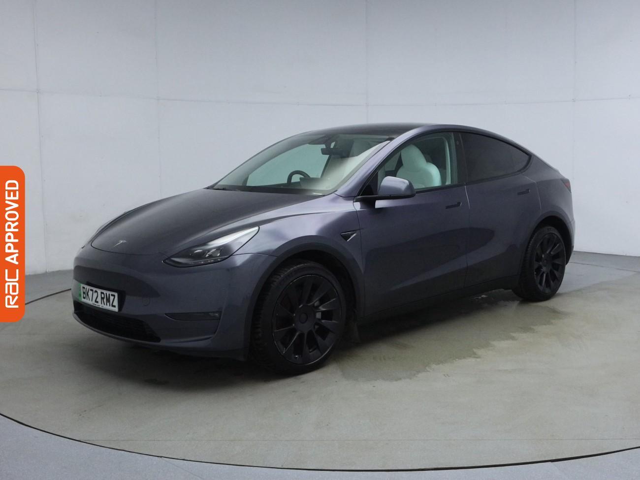 Tesla Model Y view 29