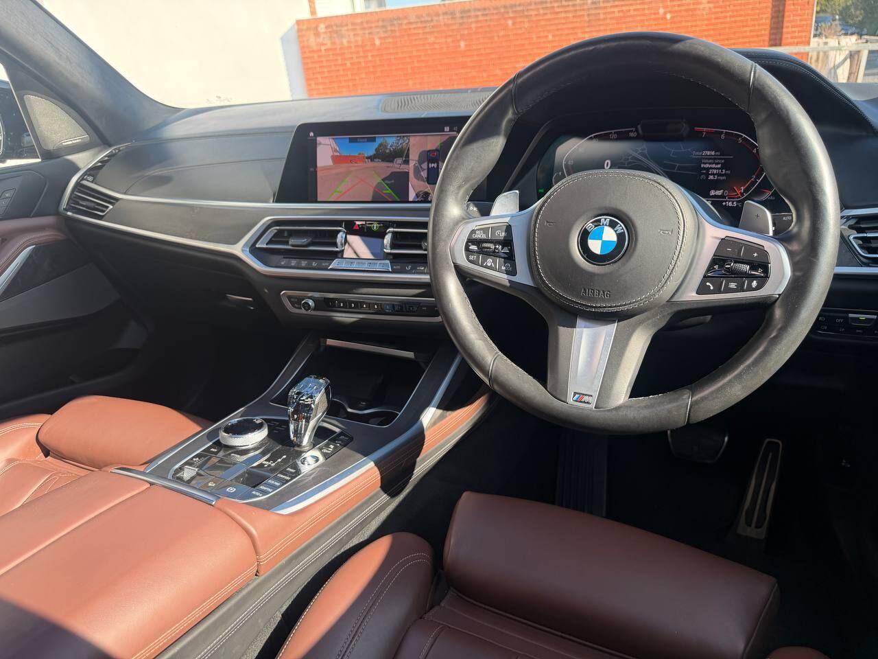 BMW X7 view 39