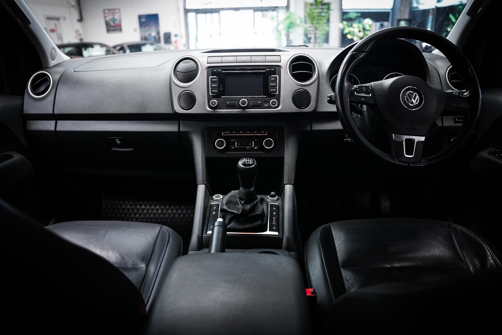 Volkswagen Amarok view 21
