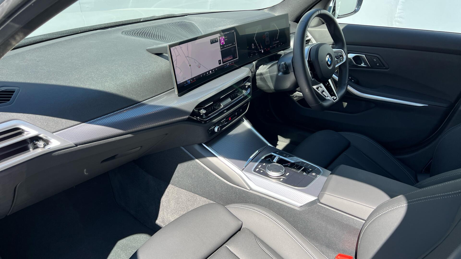 BMW 3 Series view 7