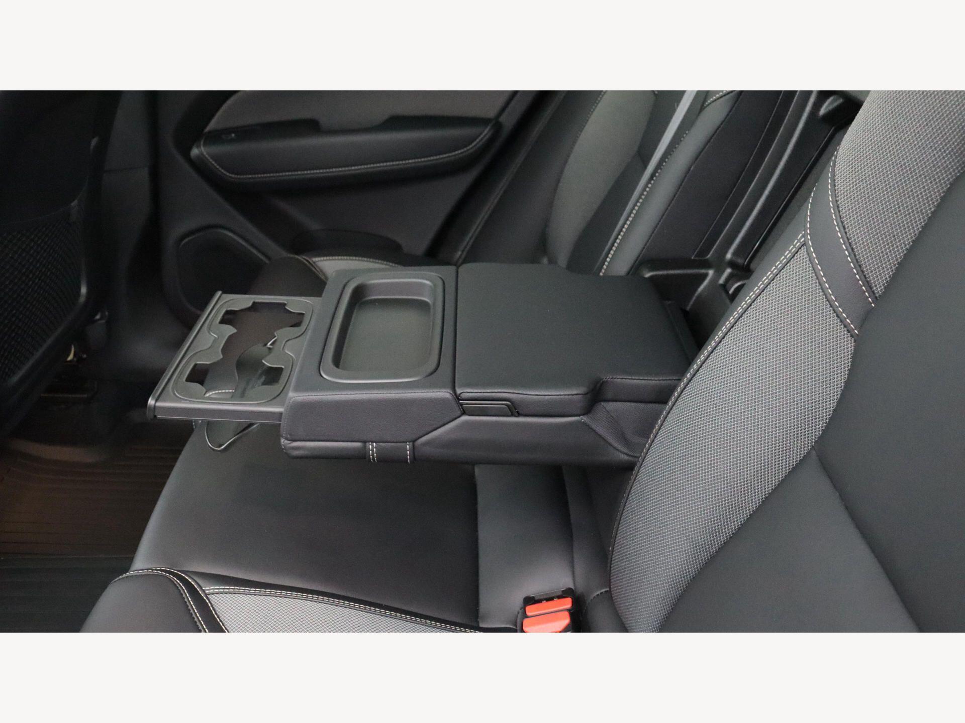 Volvo XC60 view 32