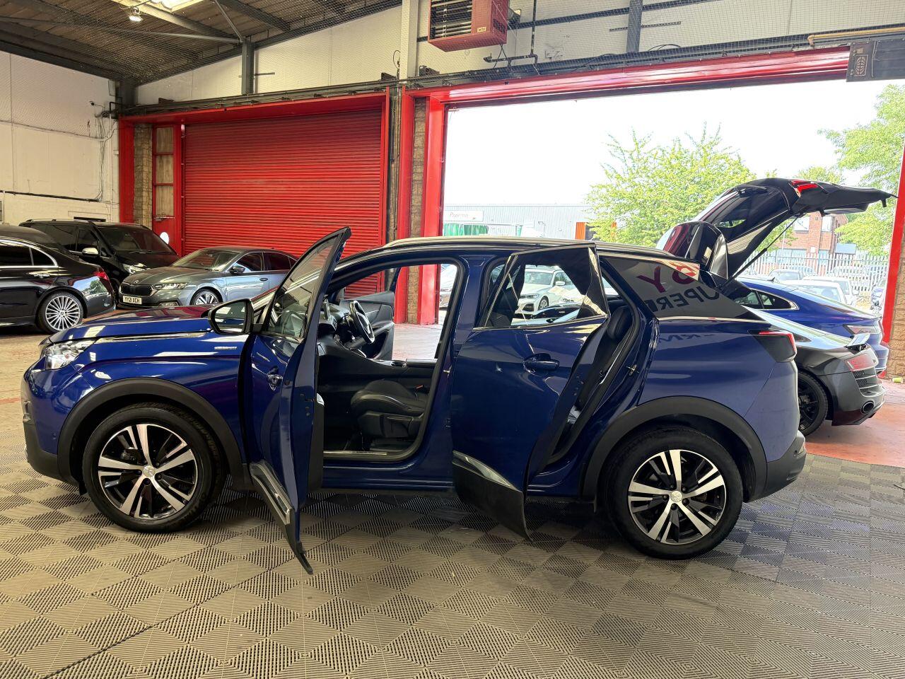Peugeot 3008 view 12