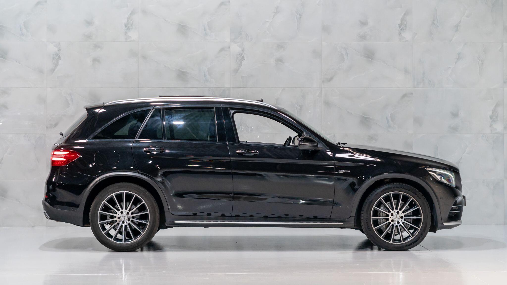 Mercedes-Benz GLC view 7