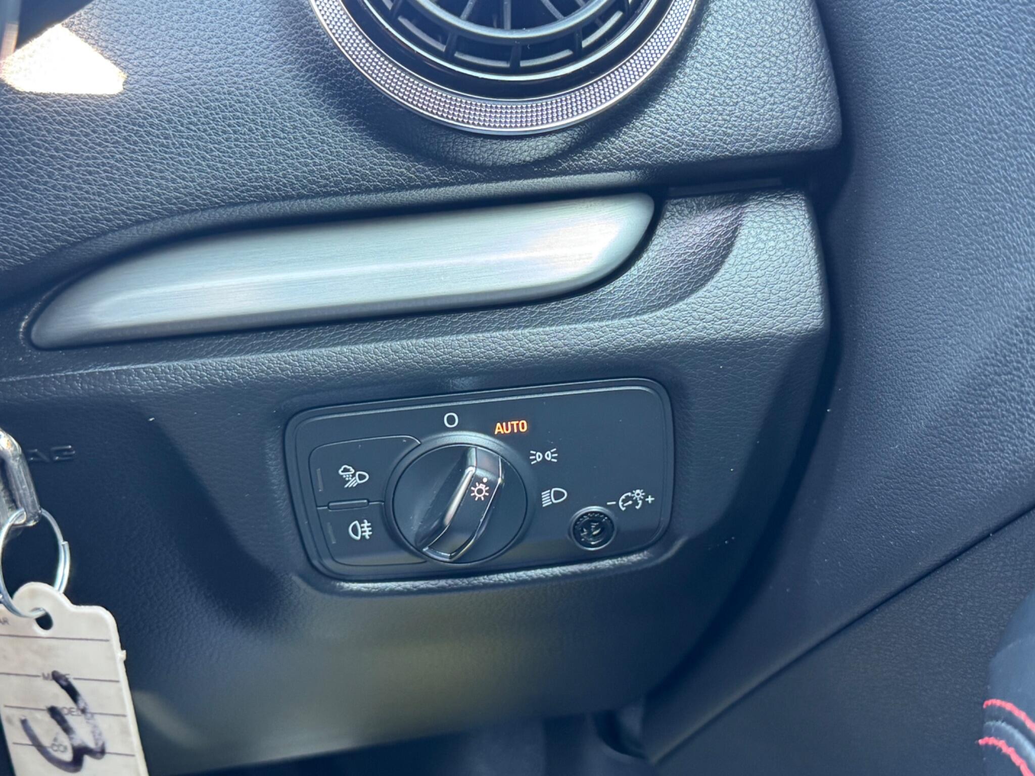Audi S3 view 19