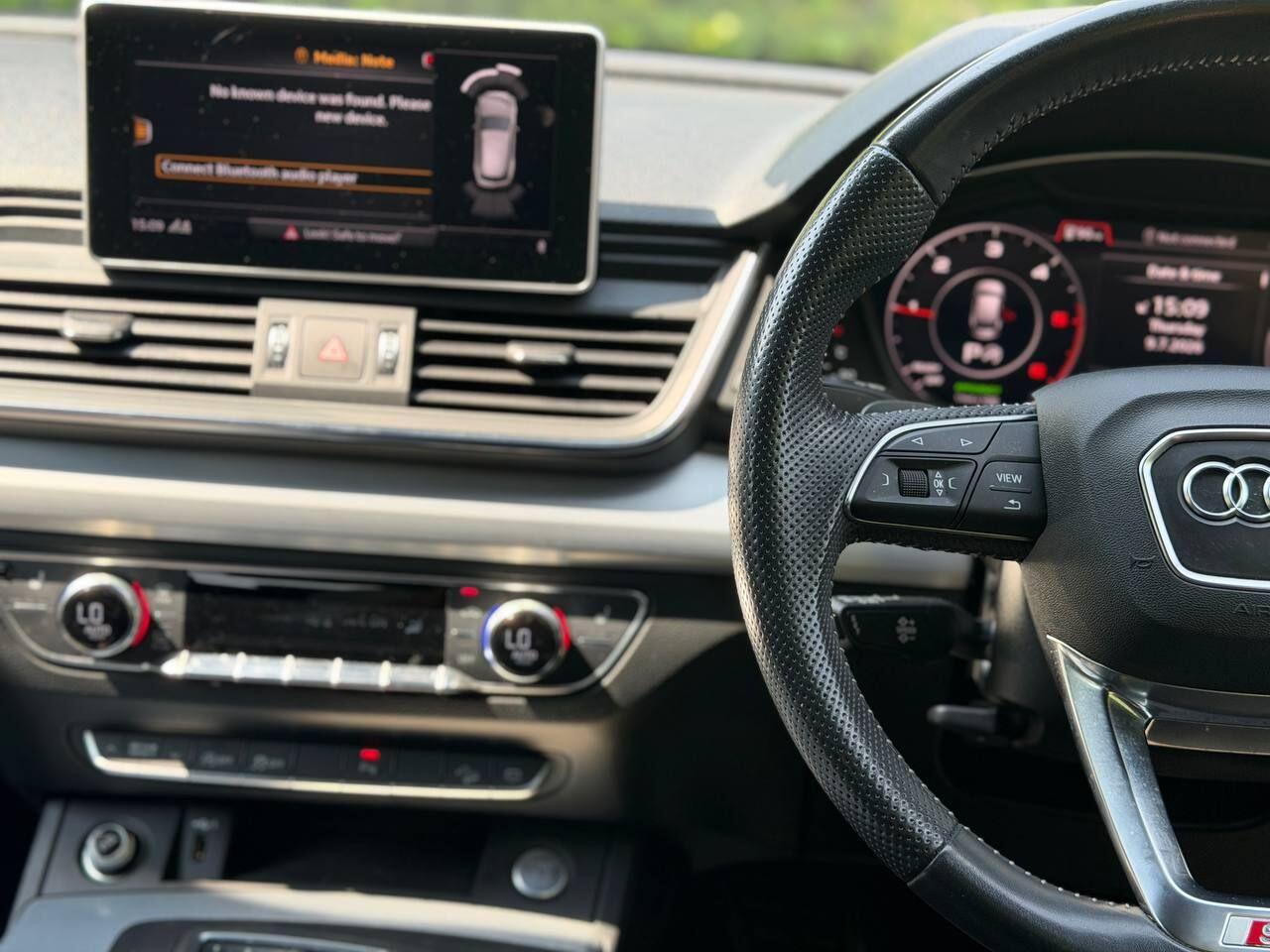 Audi Q5 view 29