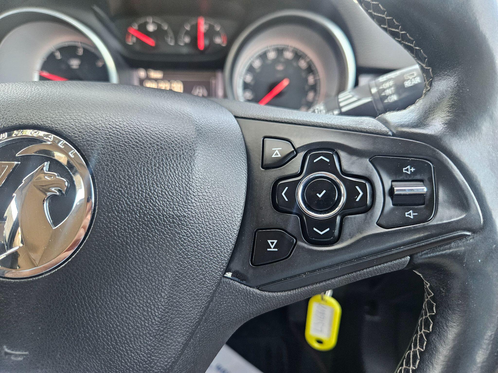 2016 Vauxhall Astra image 44