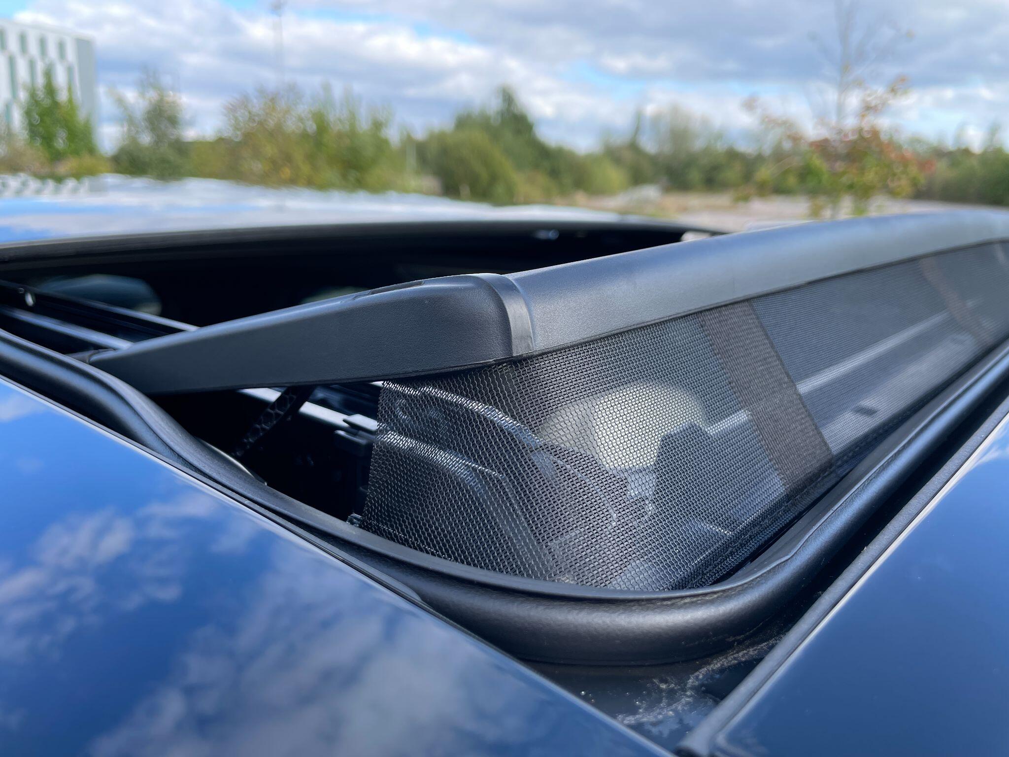 Land Rover Range Rover view 14