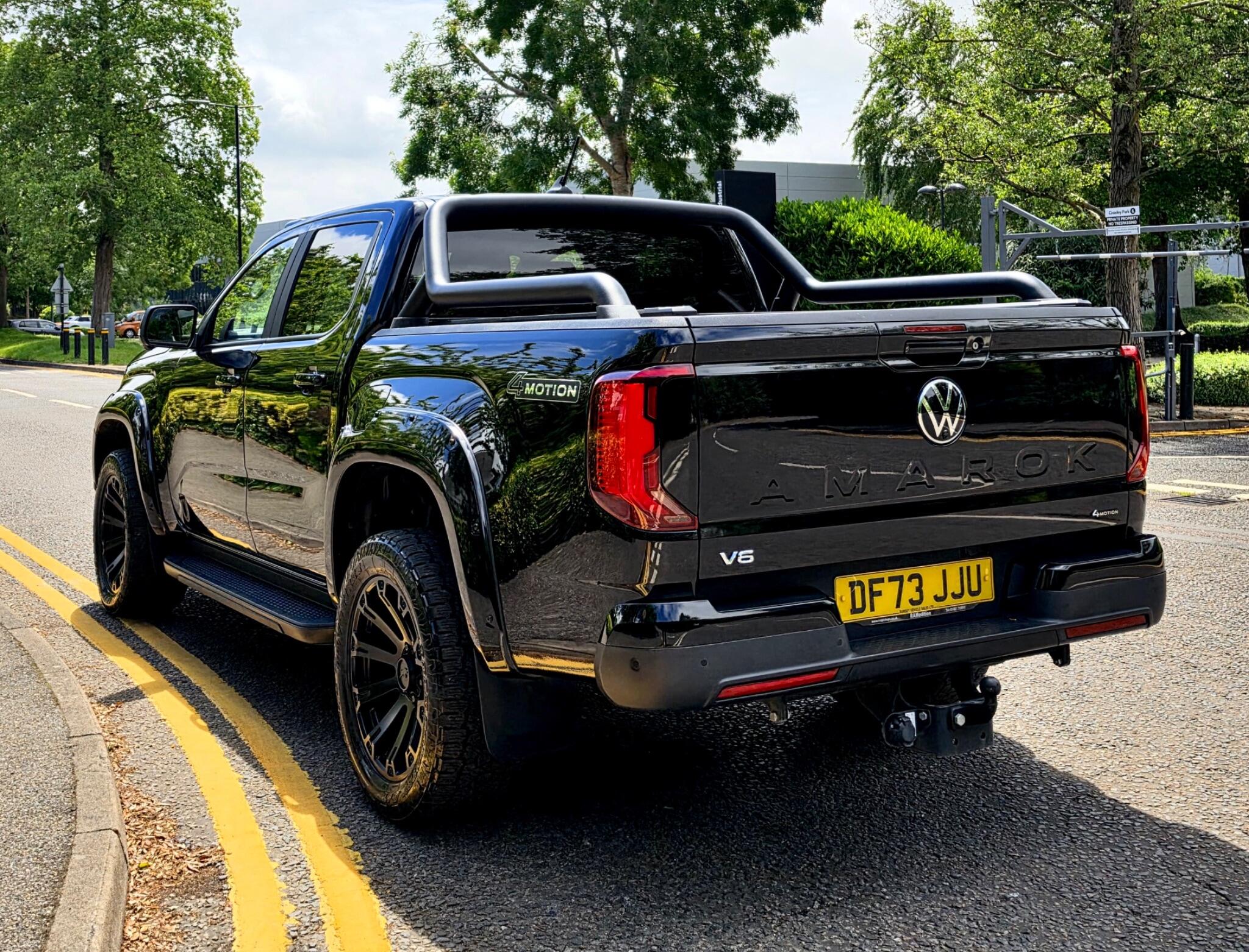 Volkswagen Amarok view 23
