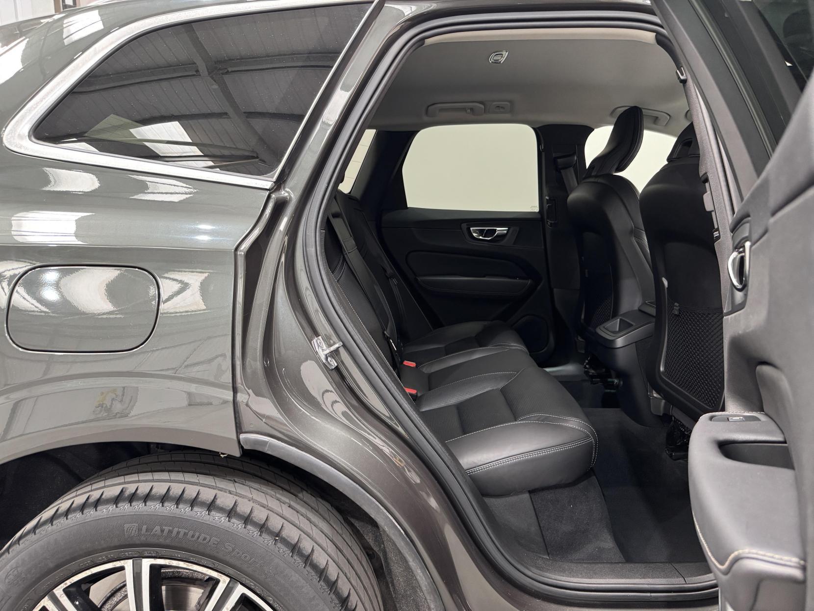 Volvo XC60 view 46