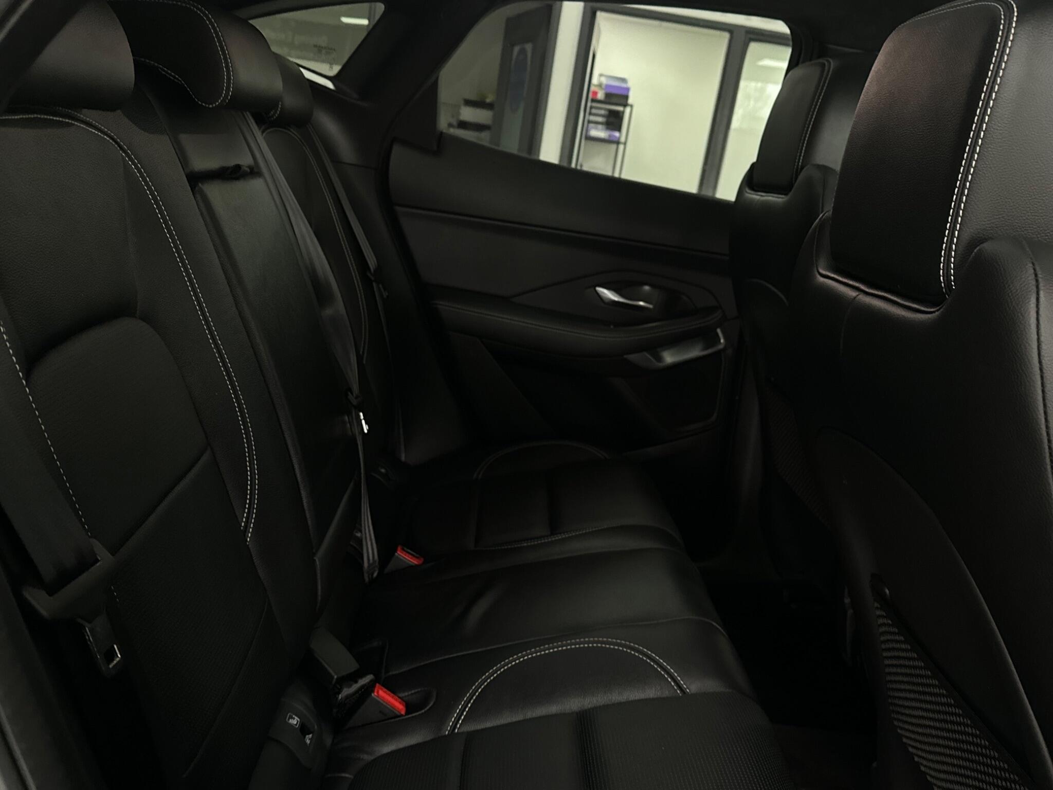 Jaguar E-Pace view 35