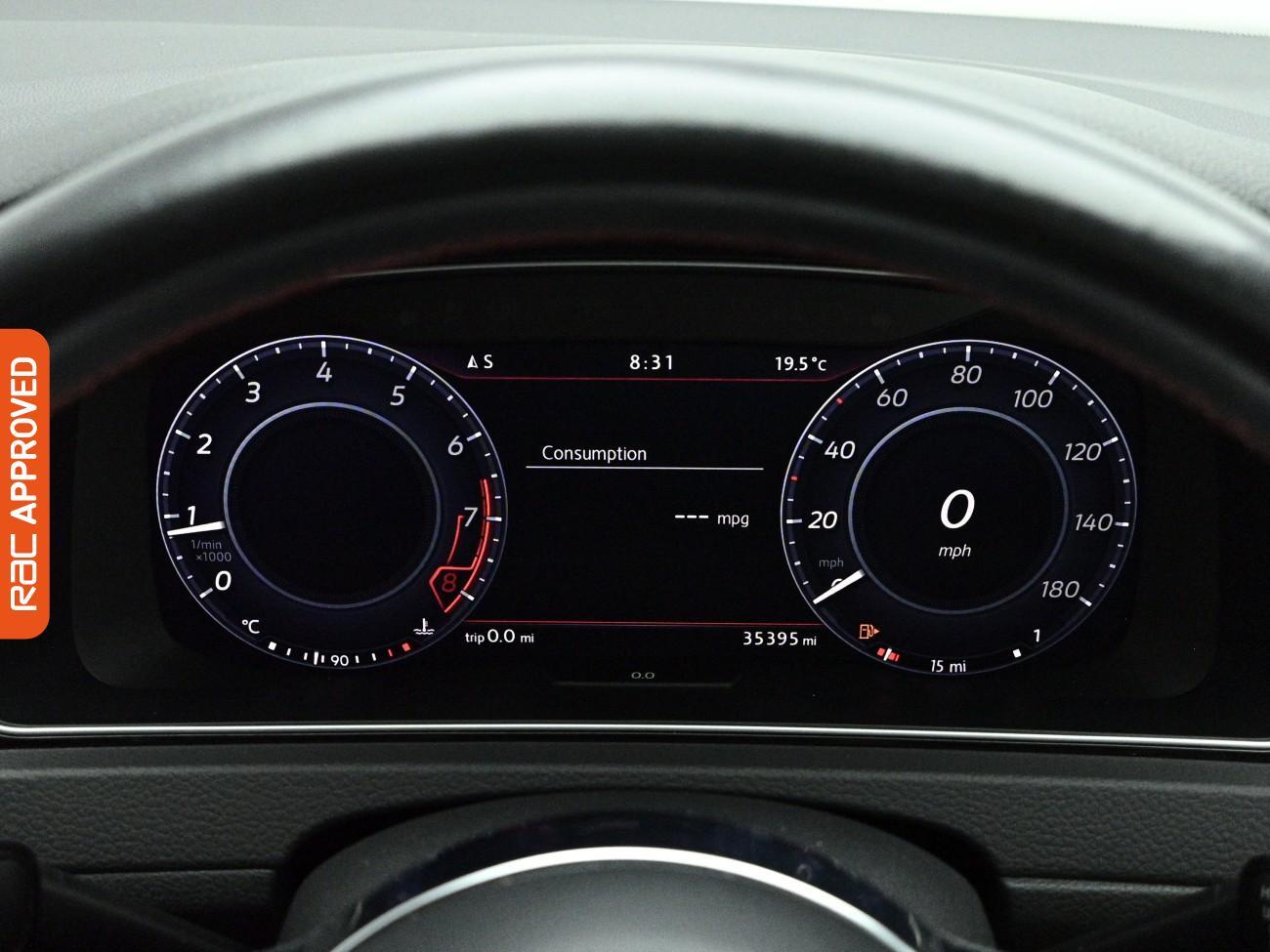 Volkswagen Golf view 11