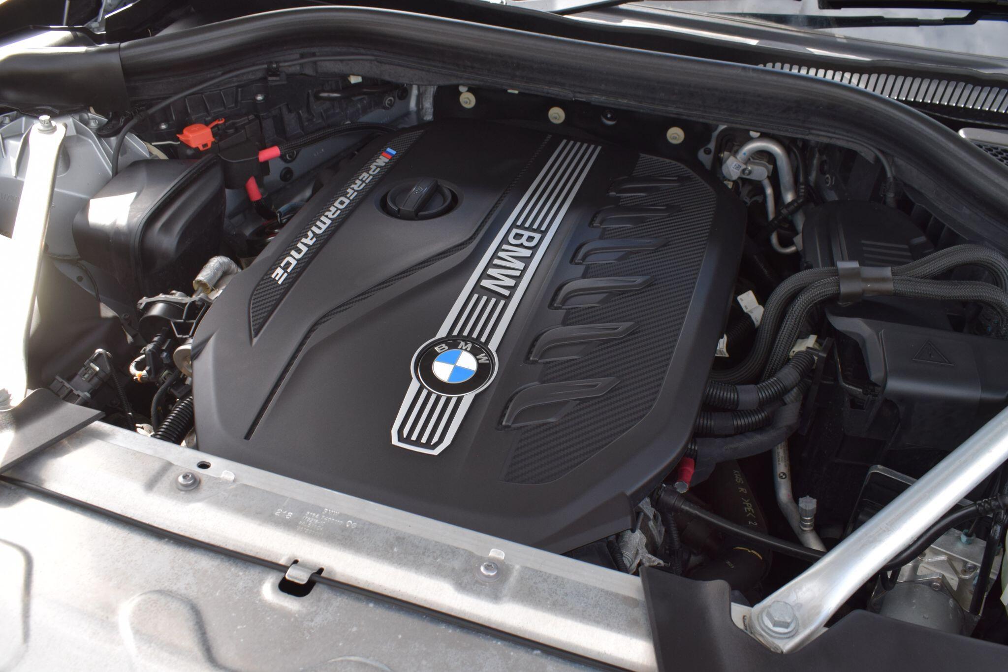 BMW X4 view 29