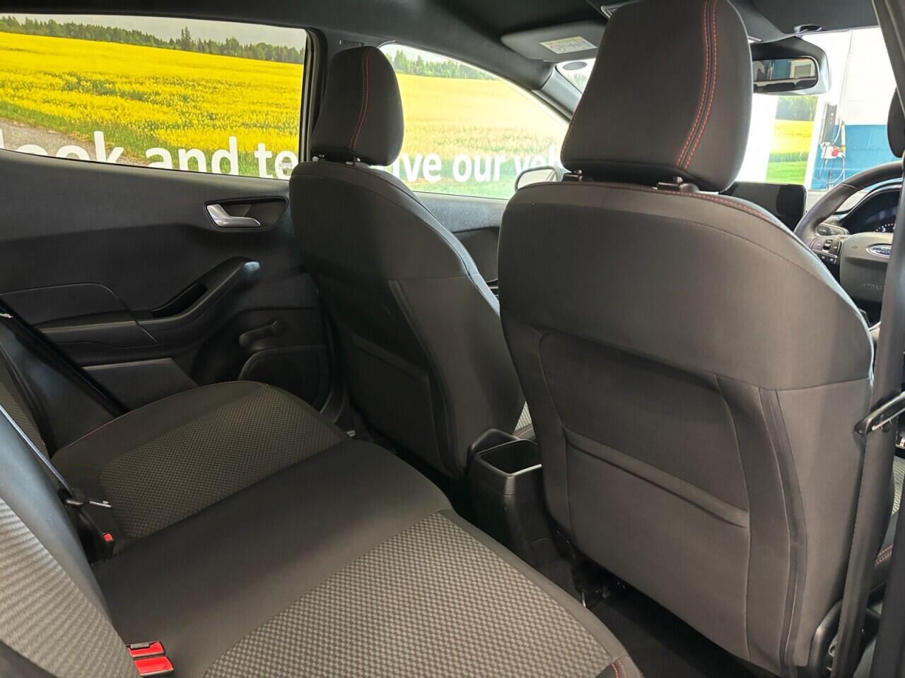 Ford Fiesta view 19