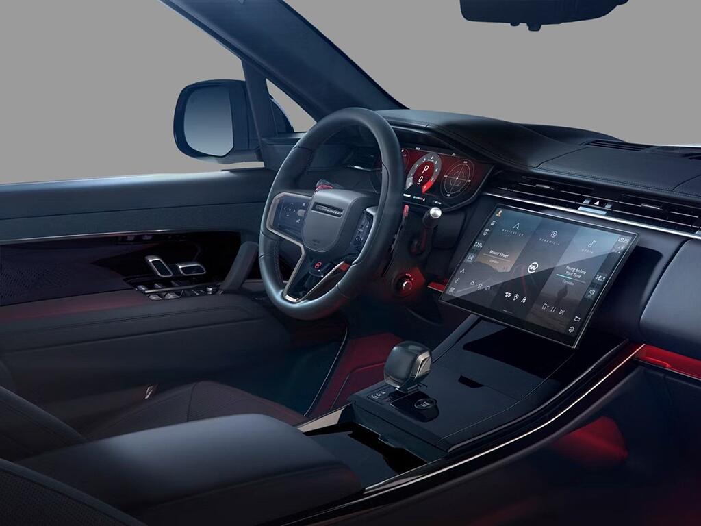 Land Rover Range Rover Sport view 2