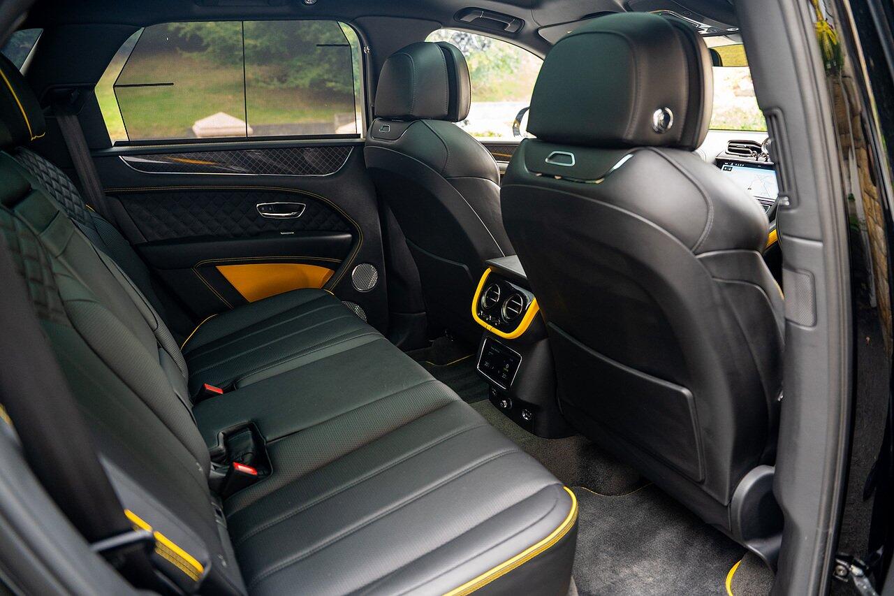 Bentley Bentayga view 71
