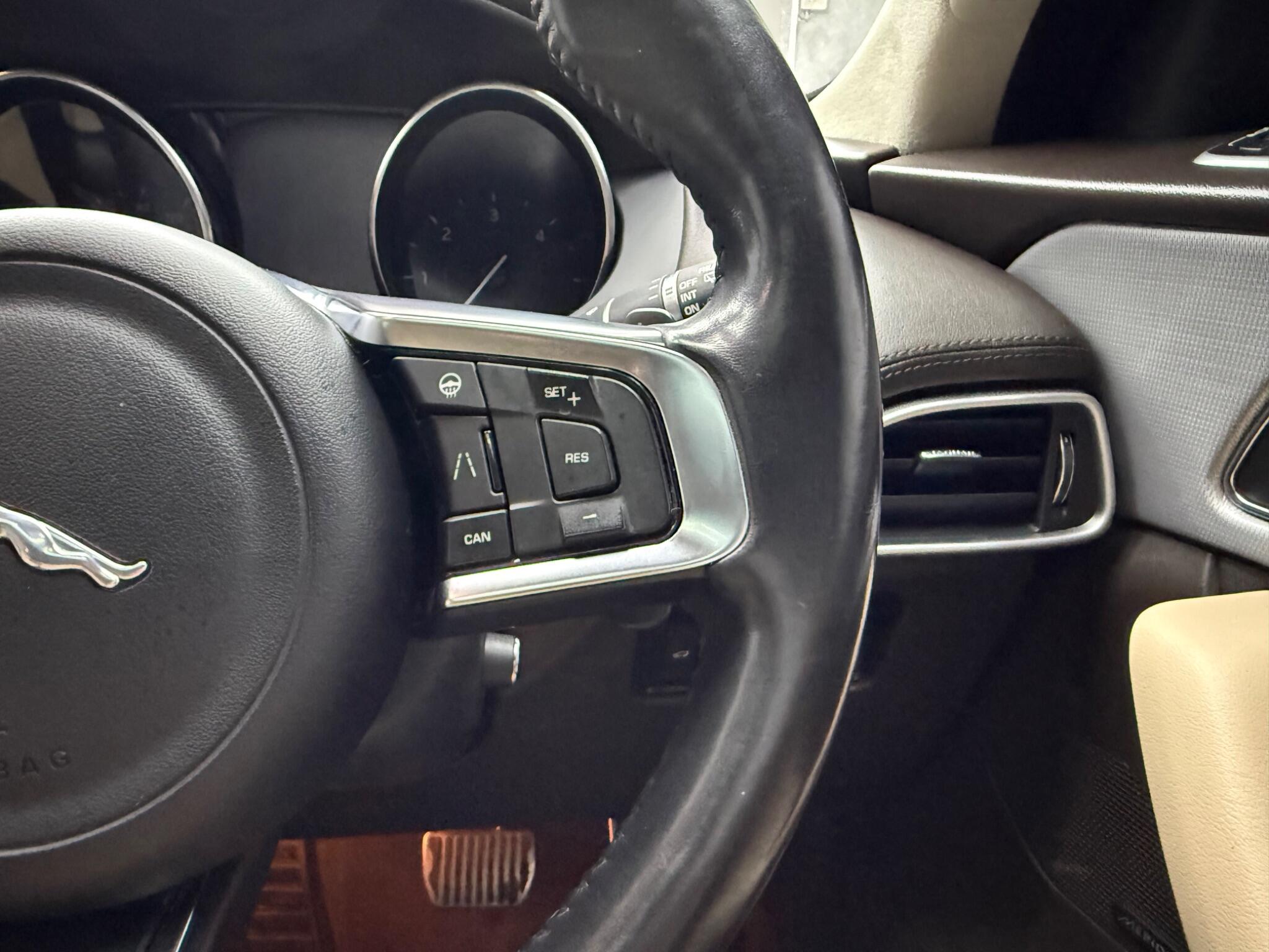 Jaguar F-Pace view 13