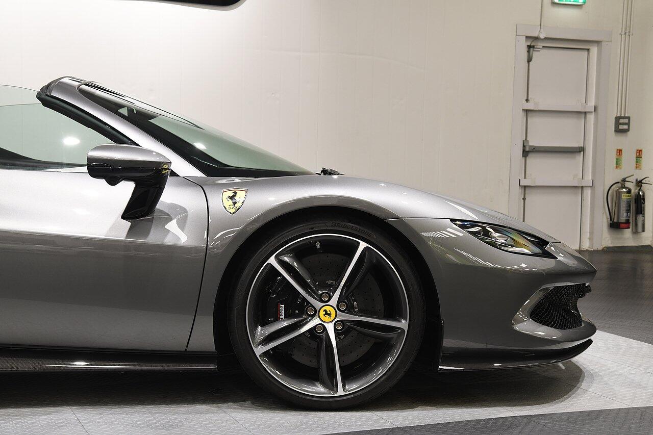 Ferrari 296 view 35