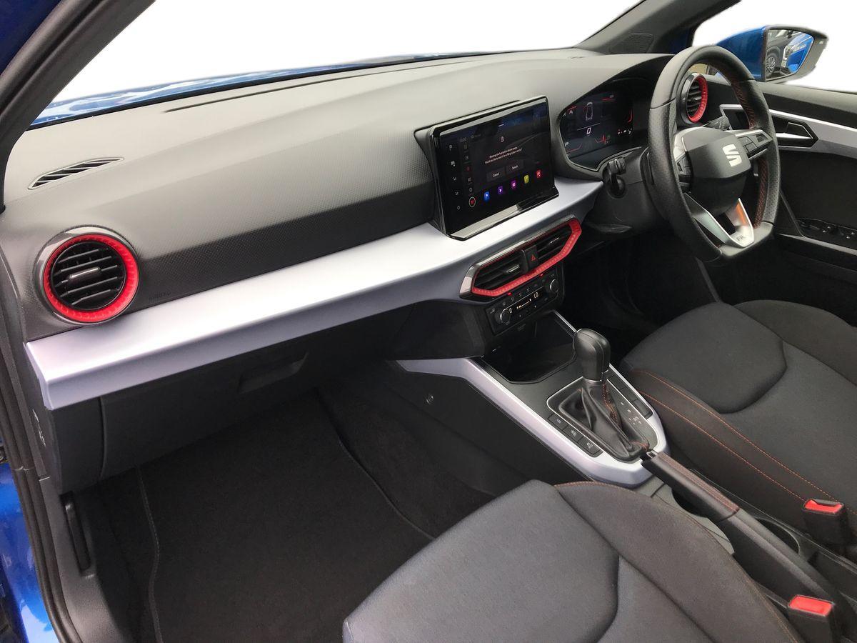SEAT Arona view 5