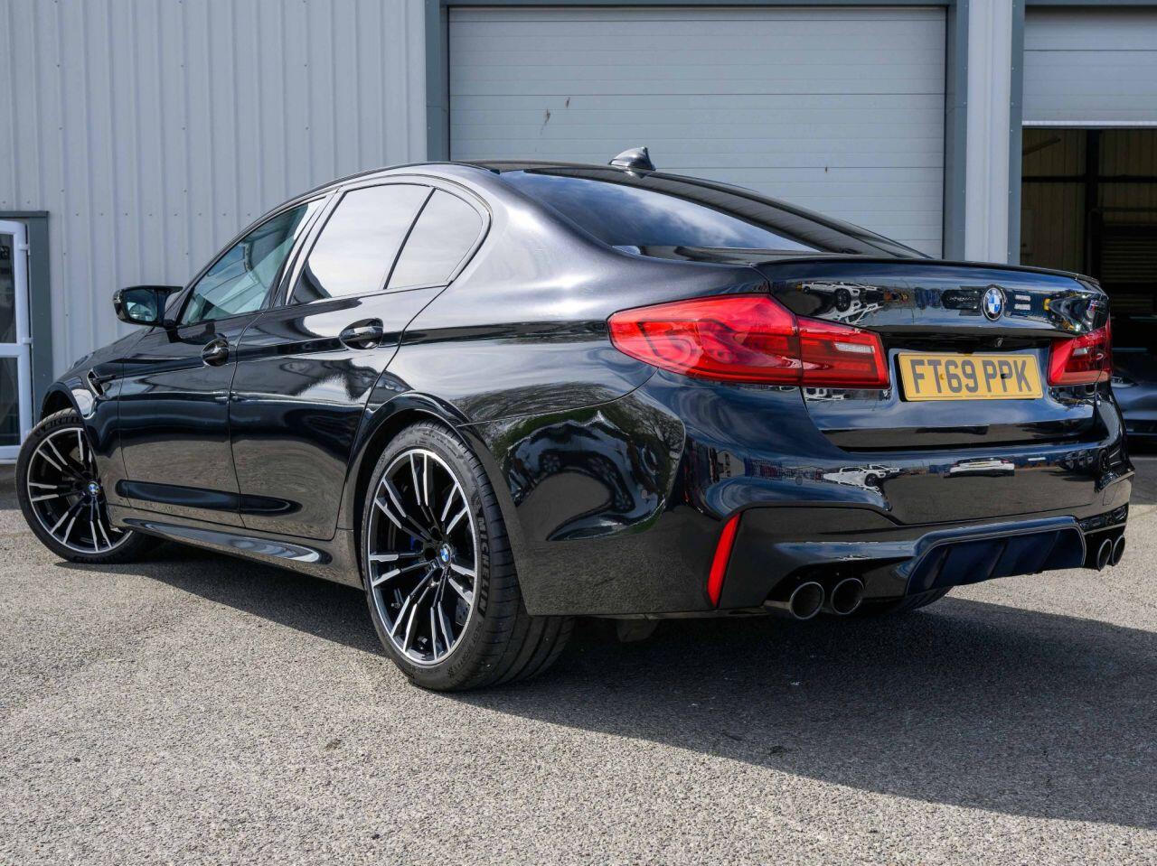 BMW M5 view 2