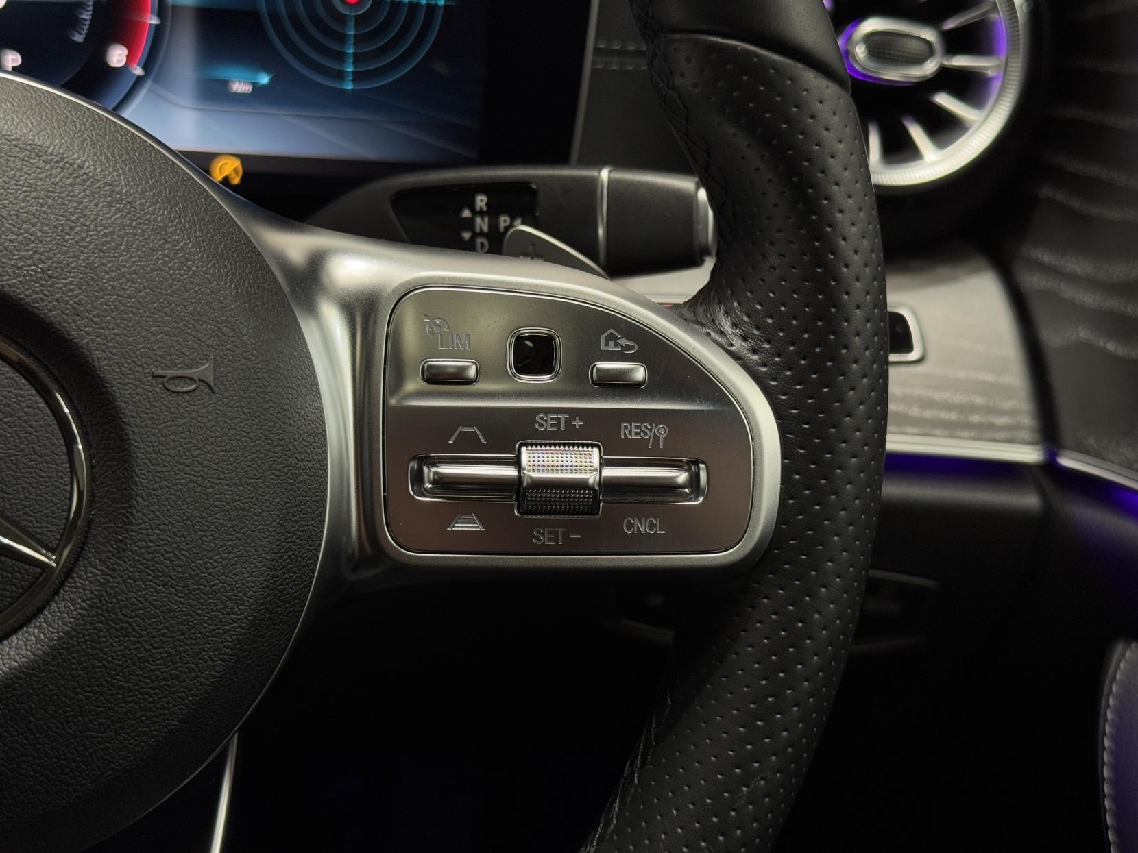 Mercedes-Benz CLS view 46