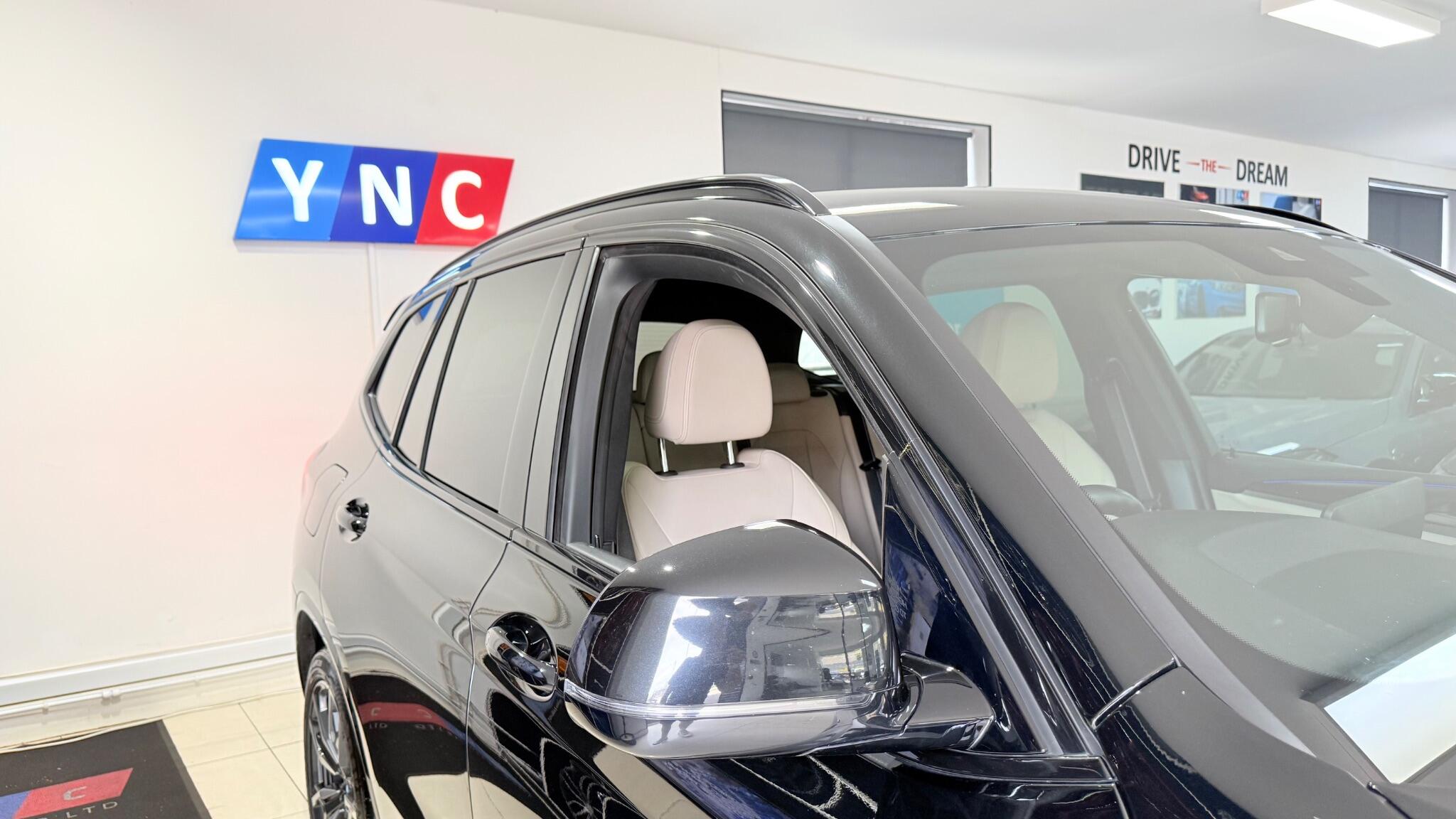 BMW X3 view 42