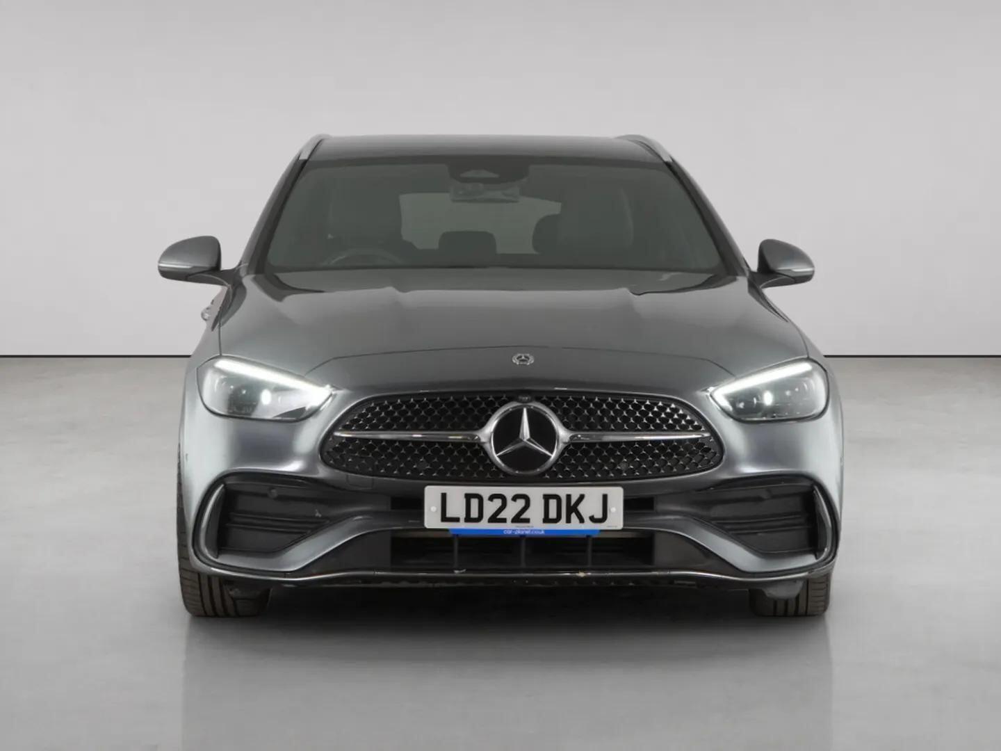 Mercedes-Benz C-Class view 5