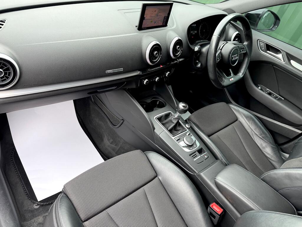 Audi A3 view 4