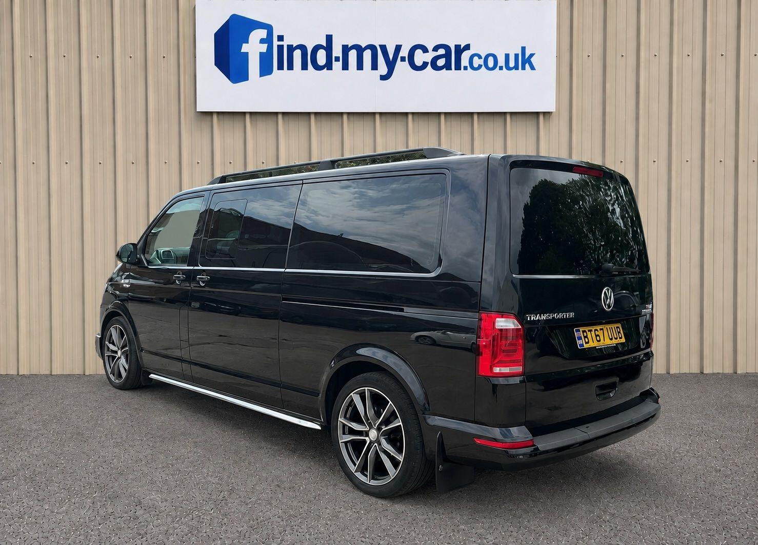 Volkswagen Transporter view 2