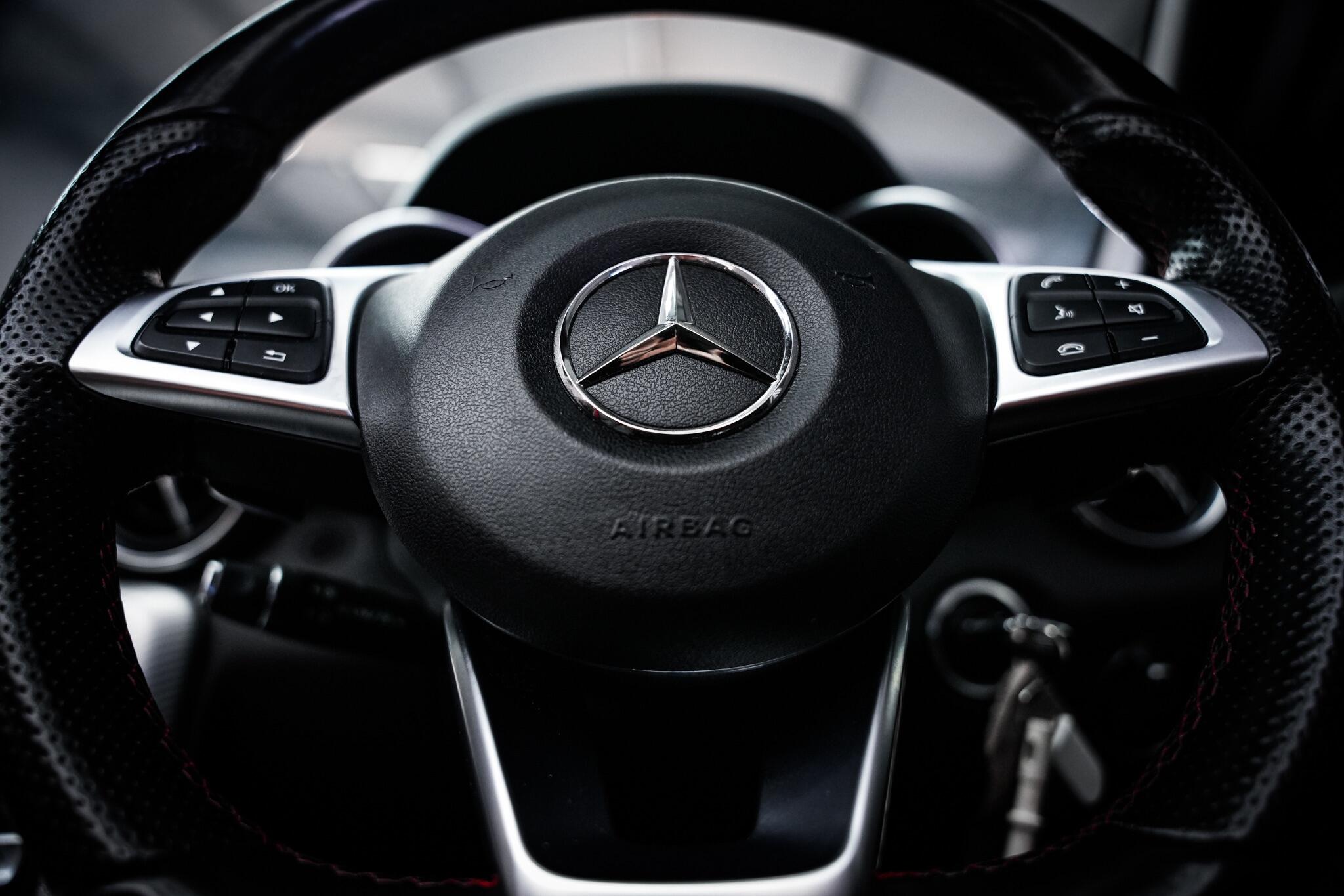 Mercedes-Benz SLC view 48