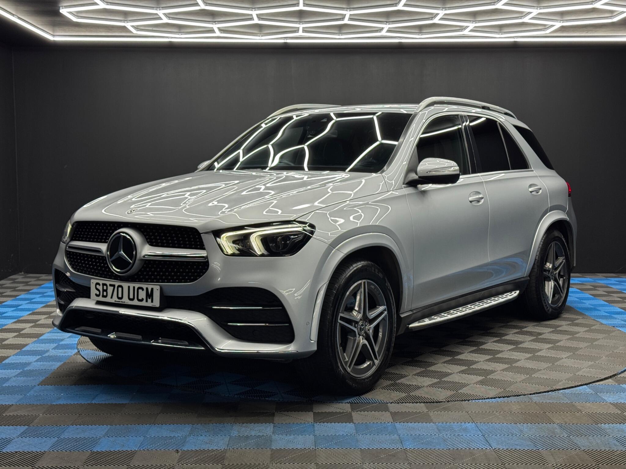 Mercedes-Benz Gle view 3