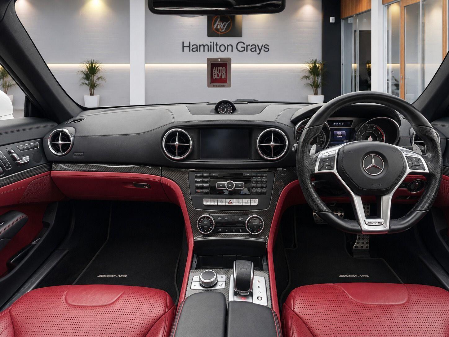 Mercedes-Benz SL view 13