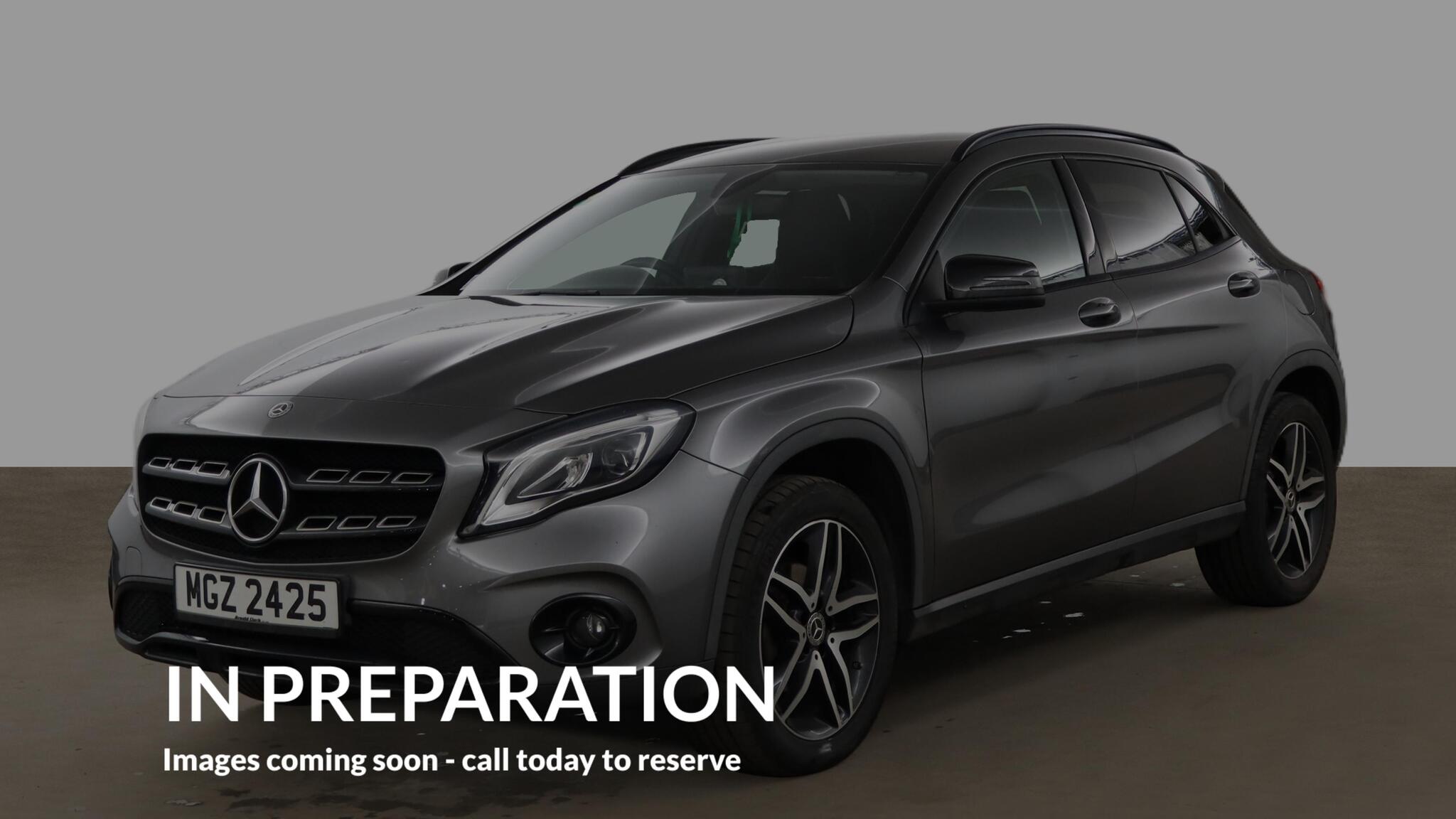 Mercedes-Benz Gla view 2
