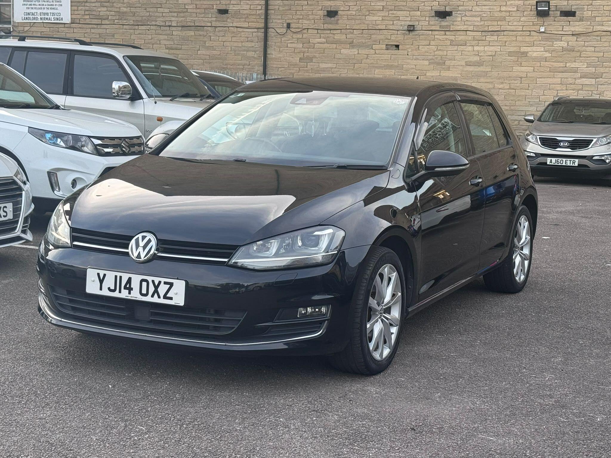 Volkswagen Golf view 6