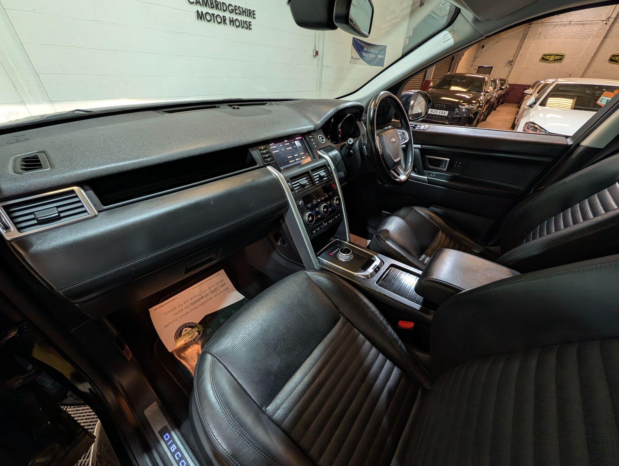 Land Rover Discovery Sport view 68