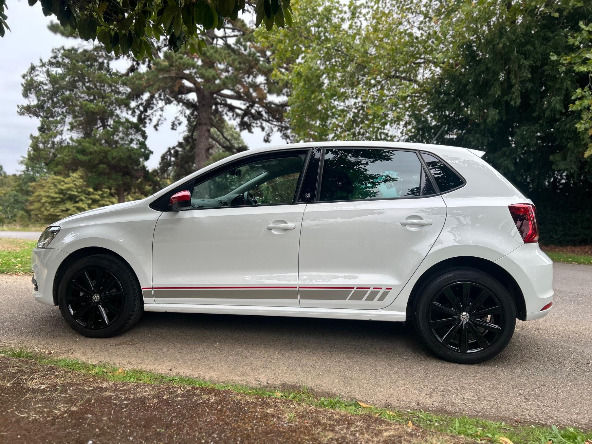 Volkswagen Polo view 16