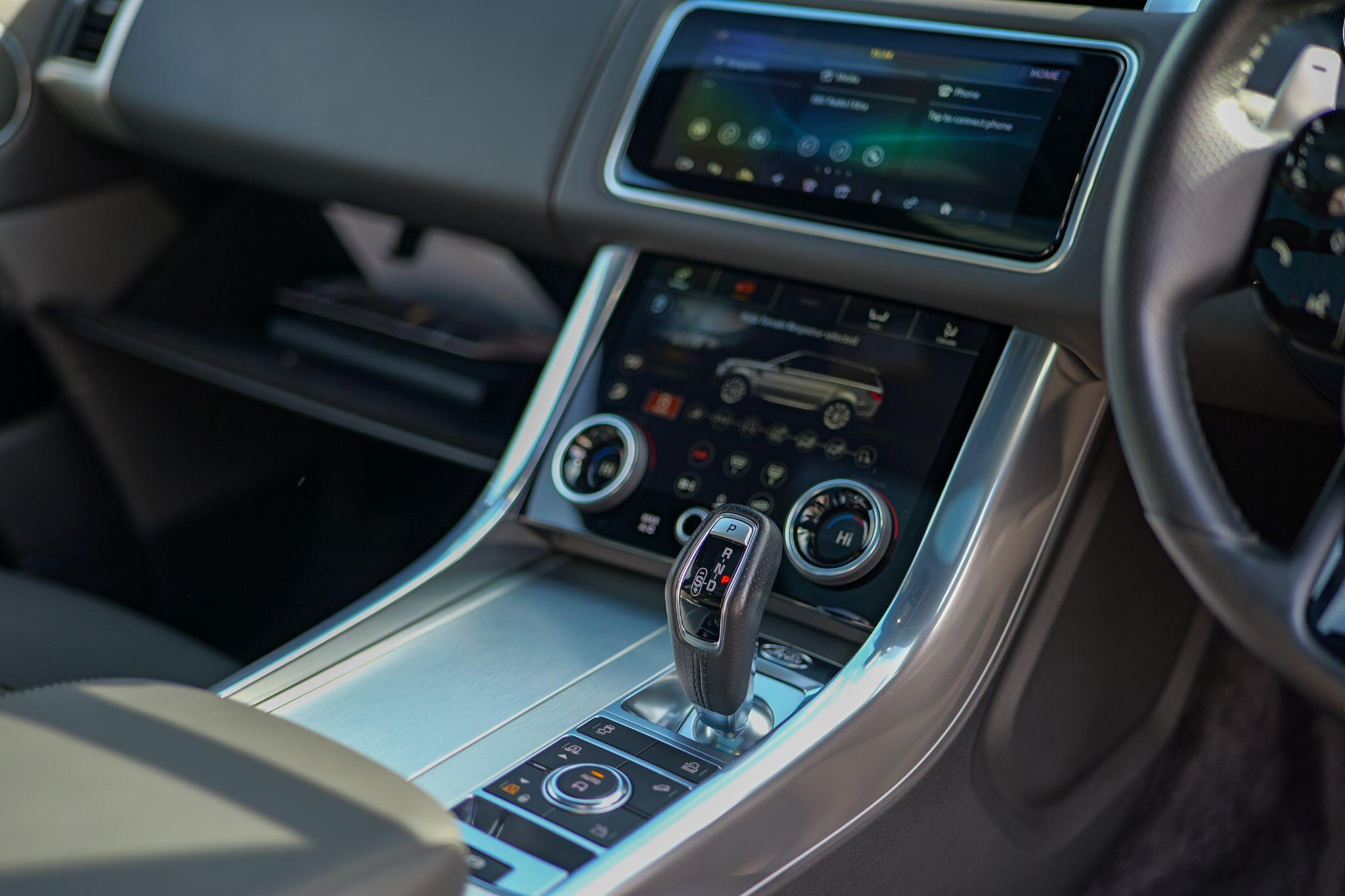 Land Rover Range Rover Sport view 16